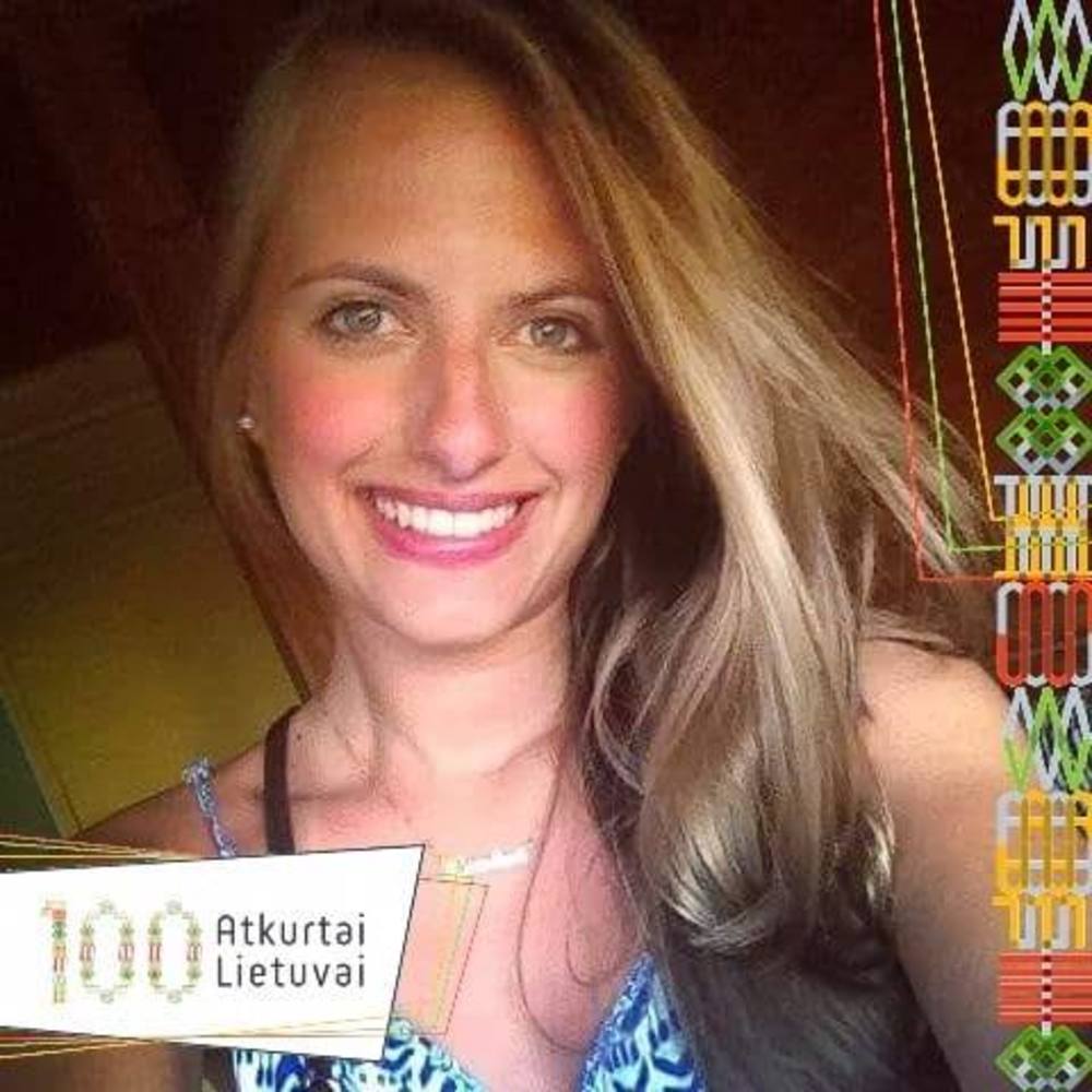 Meet your Posher, Carolina